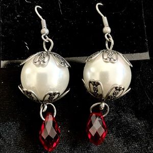 💎 4 for $20💎 Handmade Faux Pearl and Briolette Earrings Red